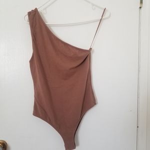 Aritizia Community One Shoulder Bodysuit